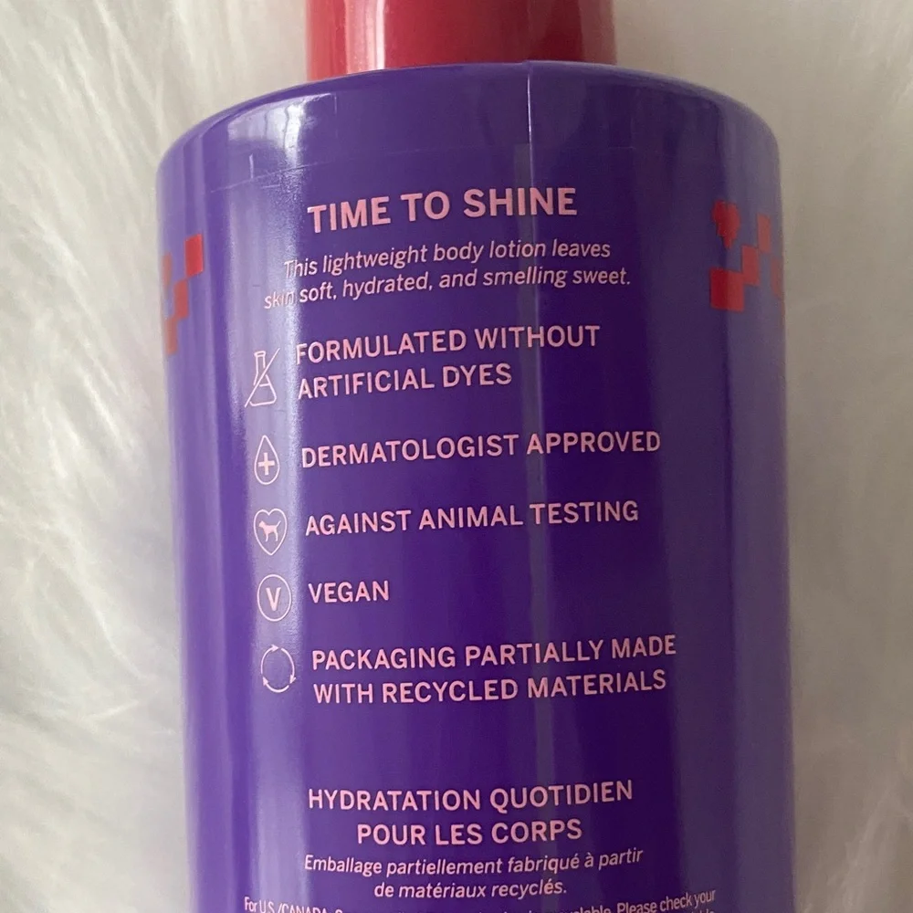 PINK Victoria's Secret Sugar Plum Body Lotion -NEW